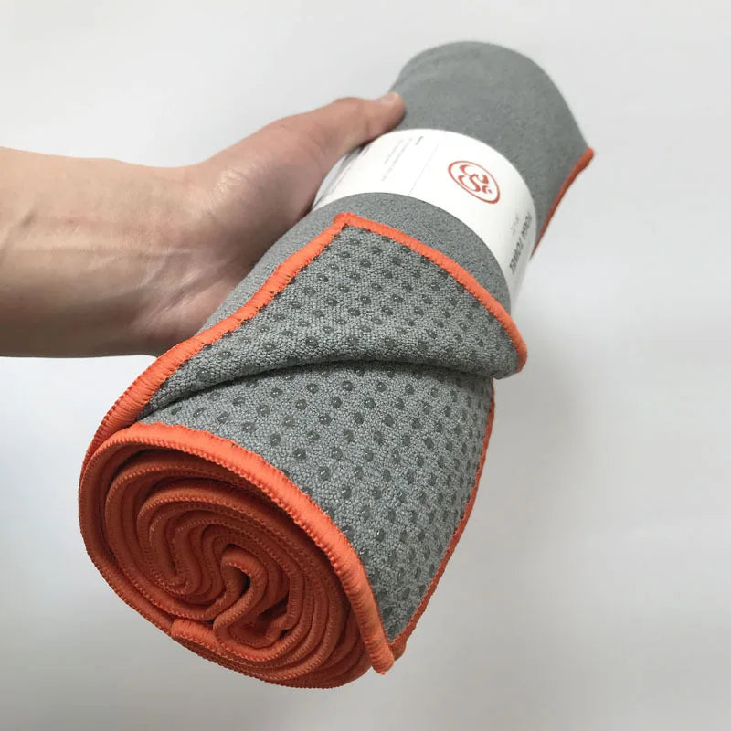 Tapis de yoga antidérapant portable microfibre  gris - Les Rituels d'Isabelle