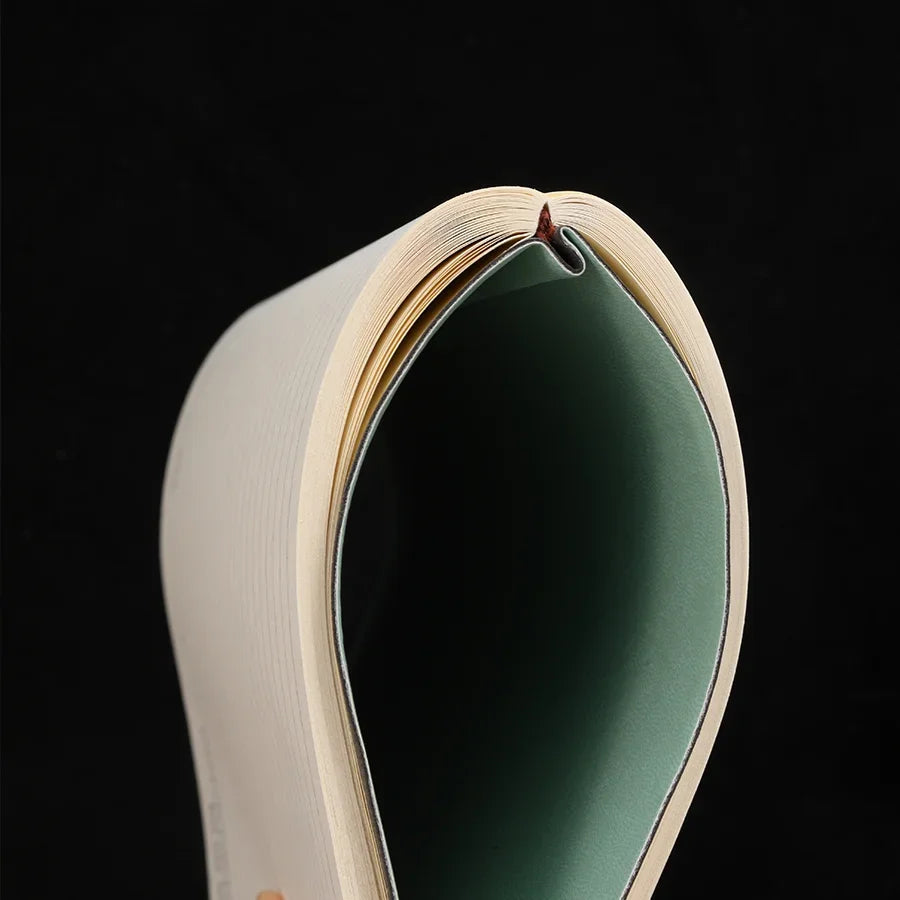 zoom sur la reliure flexible-  Carnet de rituel bien-être et méditation - Les Rituels d'Isabelle