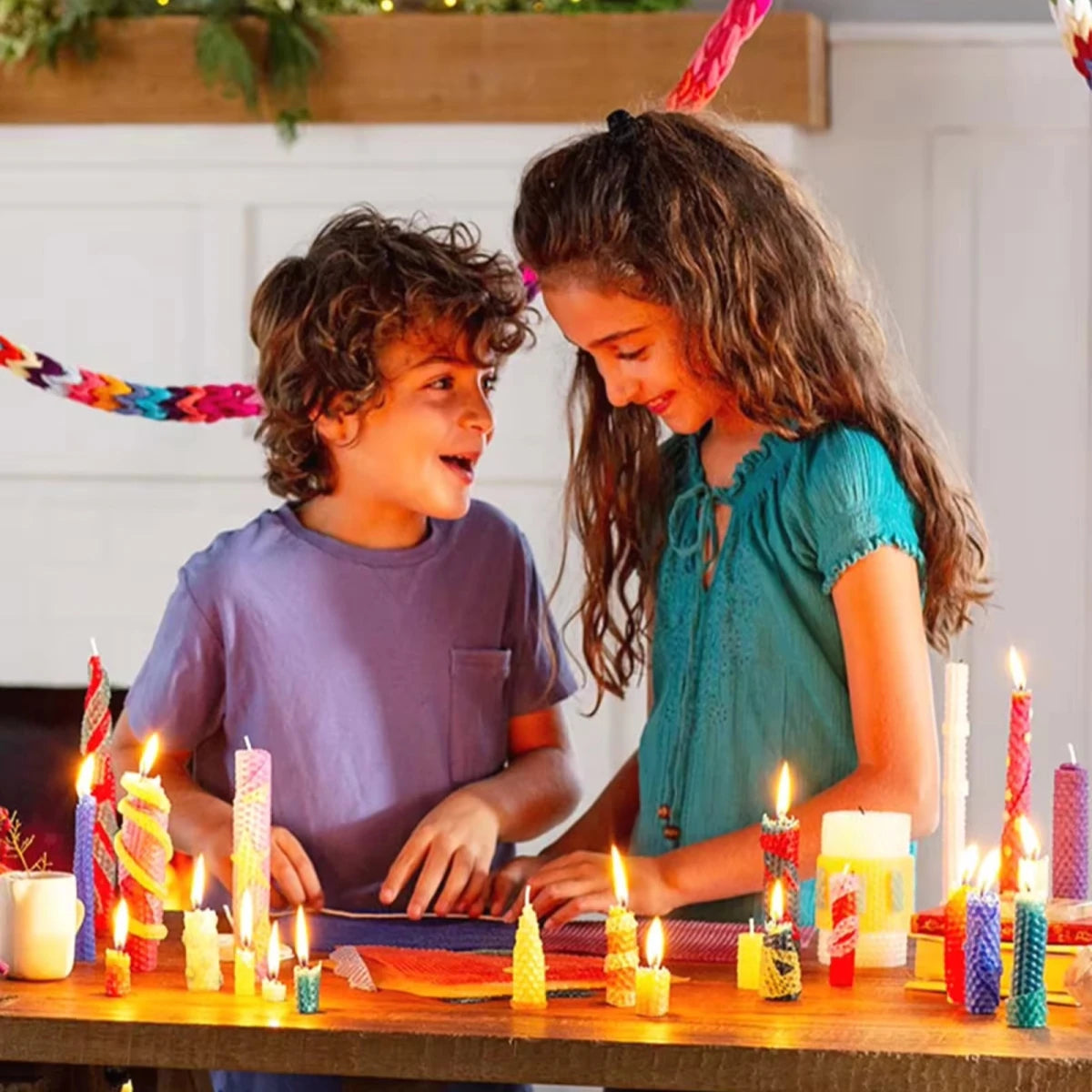Rouleaux de Bougies en Feuille de Cire d’Abeille Colorée – Ensemble de 13 pièces (20x20 cm)