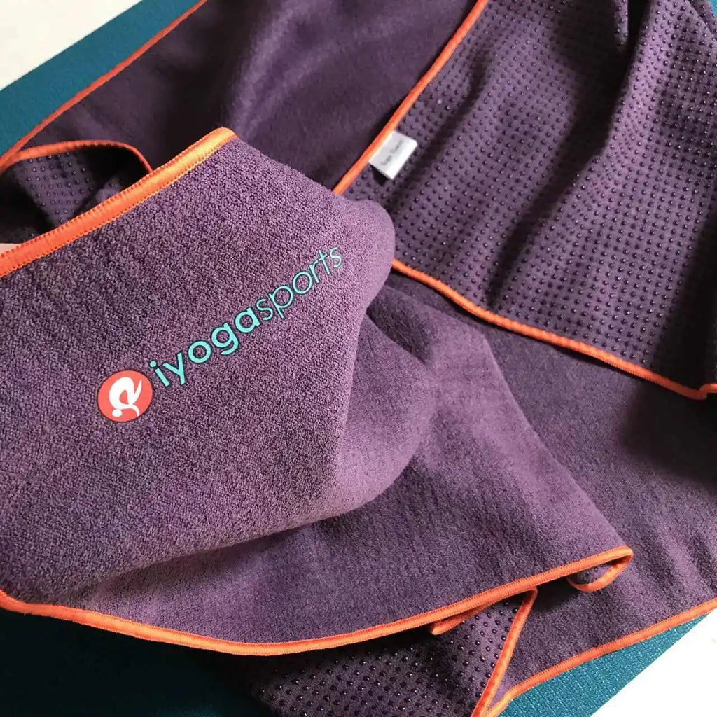 Tapis de yoga antidérapant portable microfibre  mauve - Les Rituels d'Isabelle